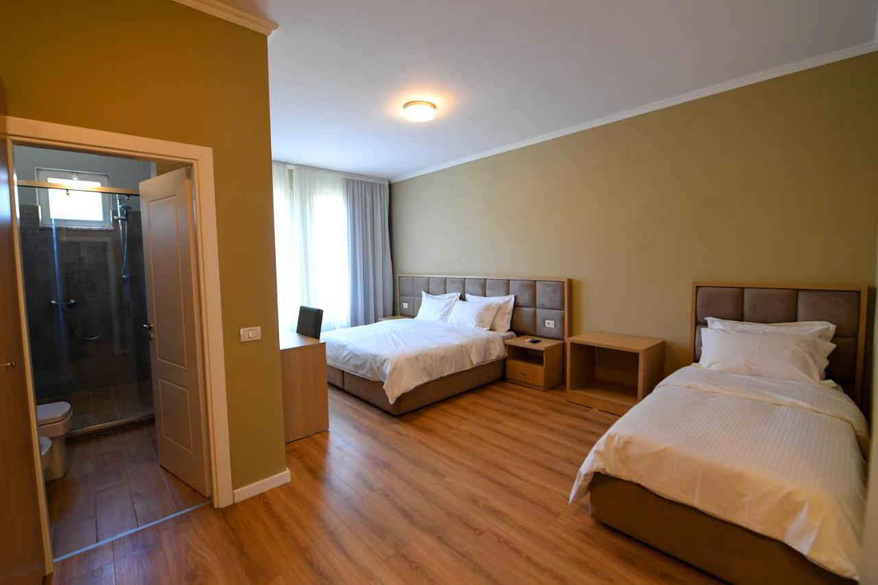 SANTO Hotel Shkodër Buitenkant foto