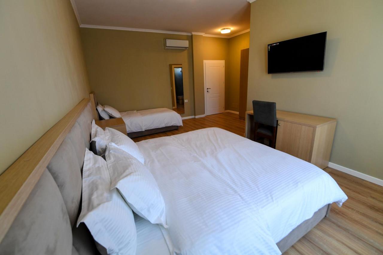 SANTO Hotel Shkodër Buitenkant foto