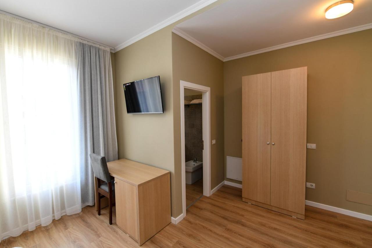 SANTO Hotel Shkodër Buitenkant foto