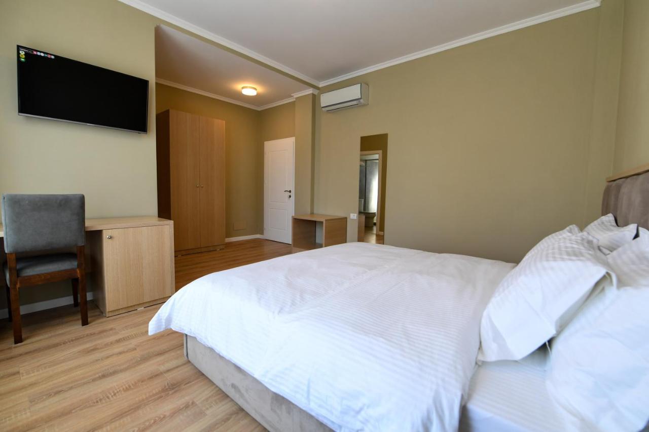 SANTO Hotel Shkodër Buitenkant foto